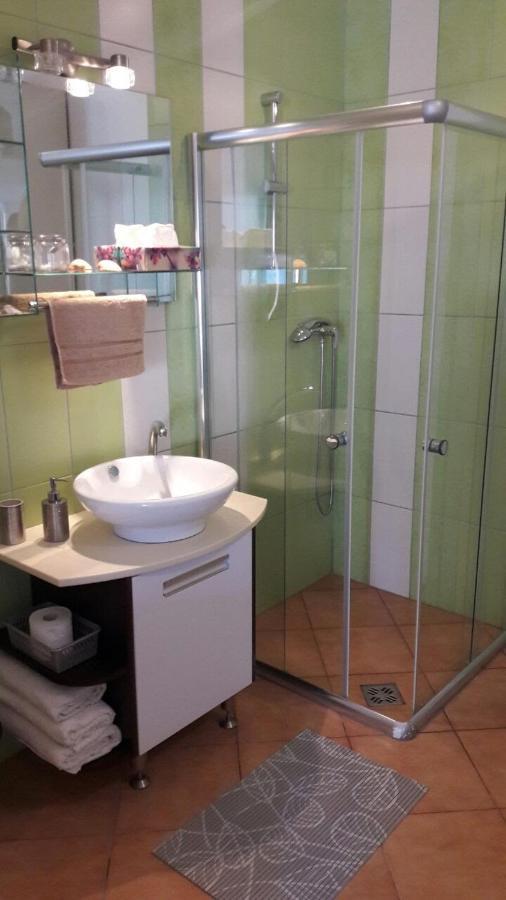 Apartamento Pol-Lak Szolosgyorok Exterior foto