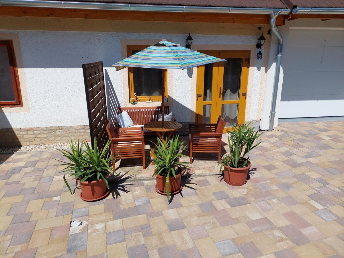 Apartamento Pol-Lak Szolosgyorok Exterior foto