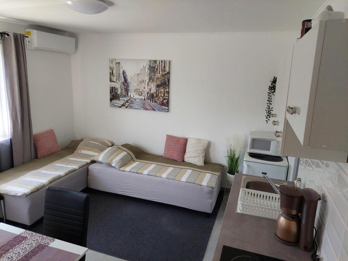 Apartamento Pol-Lak Szolosgyorok Exterior foto